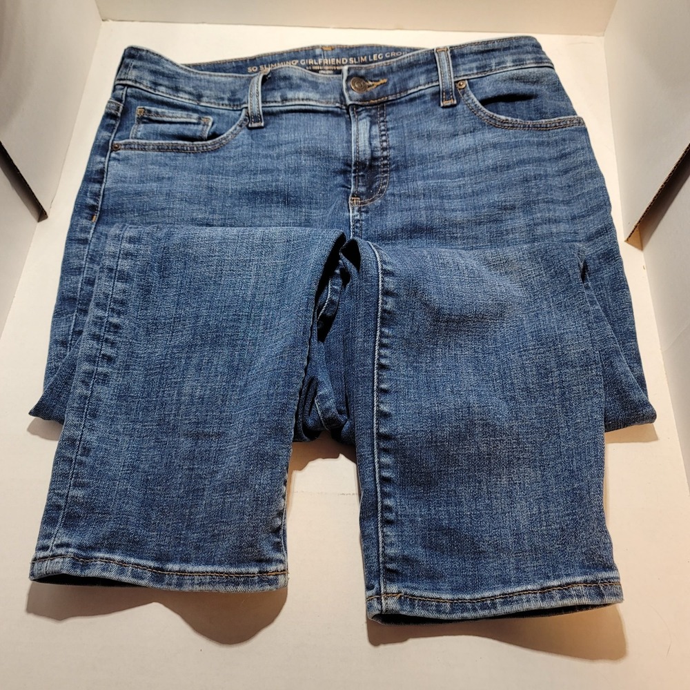 Chicos Jeans Women's Sz 0.5/6 Blue Denim So Slimming Girlfriend Slim Leg Crop